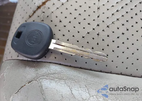 1999 Toyota Camry Solara Sle z USA, uszkodzony, nr VIN 2T1CF22PXXC164549